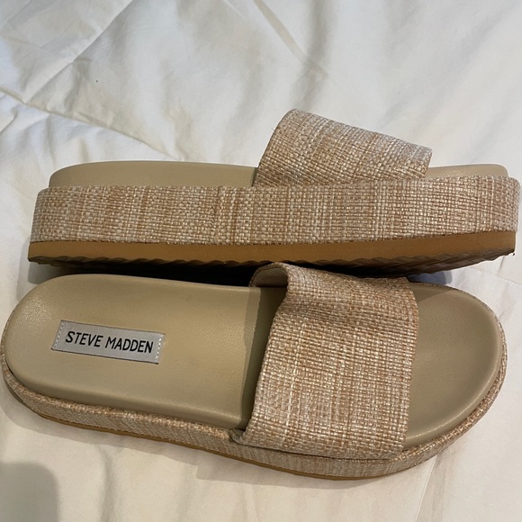 Steve Madden Slip Ons - Picture 2 of 3